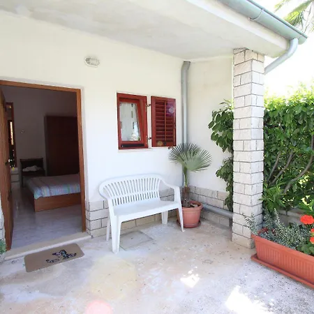 아파트 Charmantes Nur 10 Gehminuten Zum Mit Privater Terrasse, Klima, Wifi